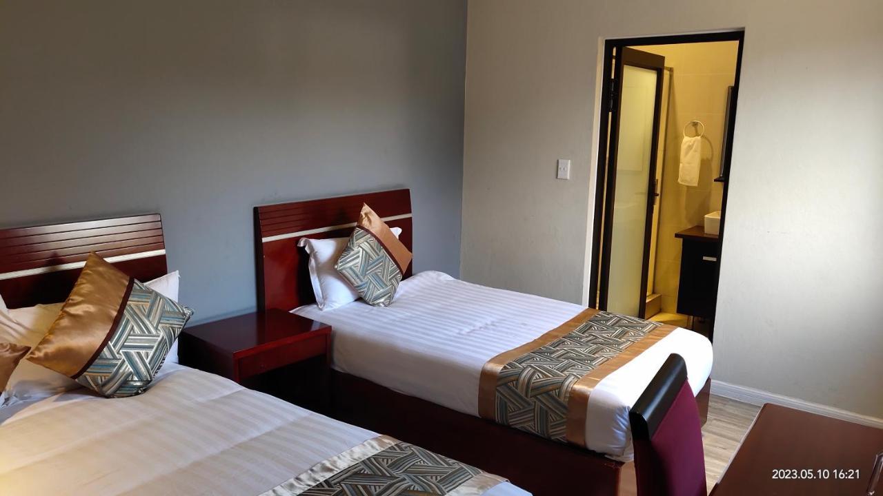 Atlantic Pearl Guest House Midrand Exterior foto