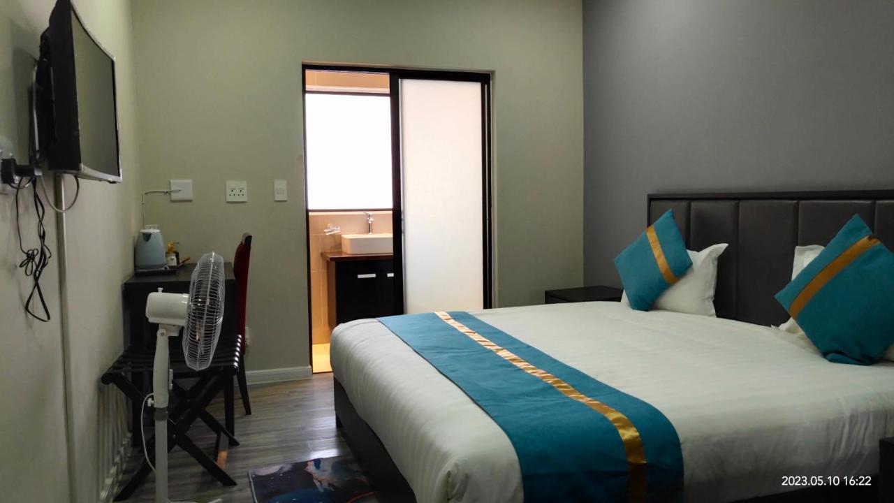 Atlantic Pearl Guest House Midrand Exterior foto